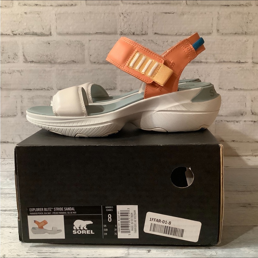SOREL NIB Women’s Size 8, Explorer Blitz Stride Wedge Sandal